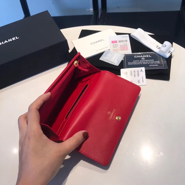 シャネル財布全体デザイン